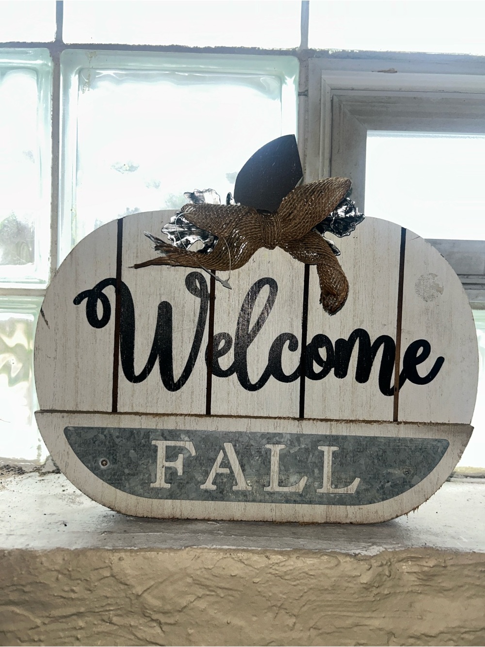 Welcome Fall Wooden Pumpkin Sign - Neutral Autumn Décor